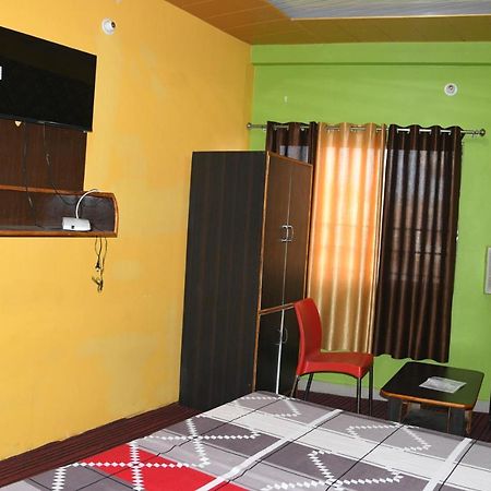 Hotel Mountain View And Rooftop Restaurant Pithorāgarh Extérieur photo