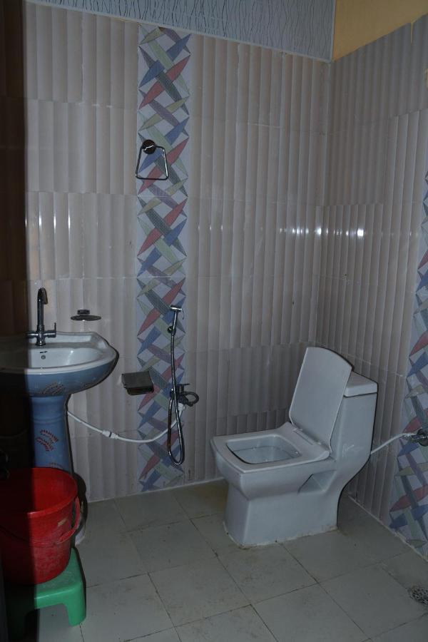 Hotel Mountain View And Rooftop Restaurant Pithorāgarh Extérieur photo